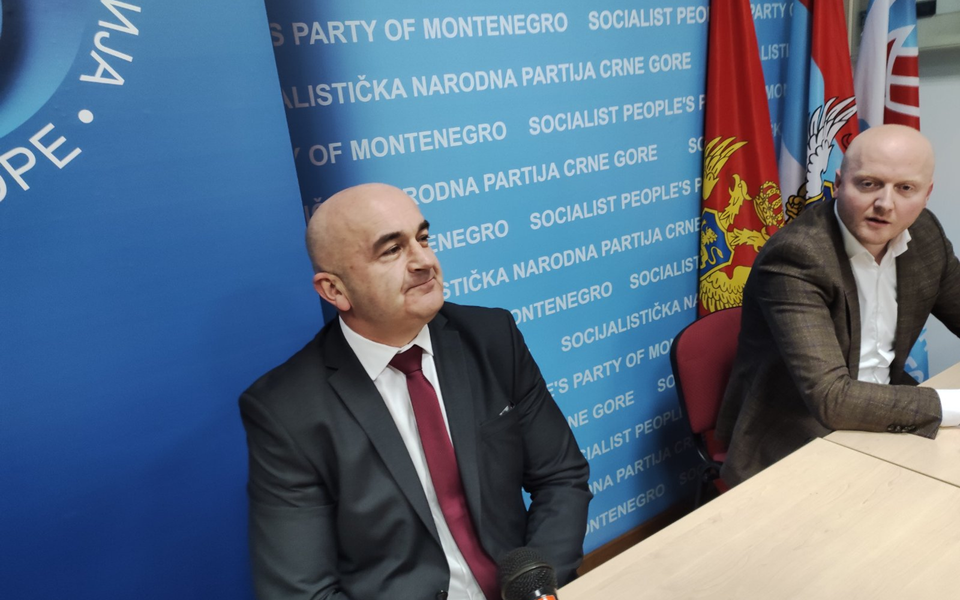 Reakcije partija na odluku SNP-a, jedni pozdravljaju drugi negoduju