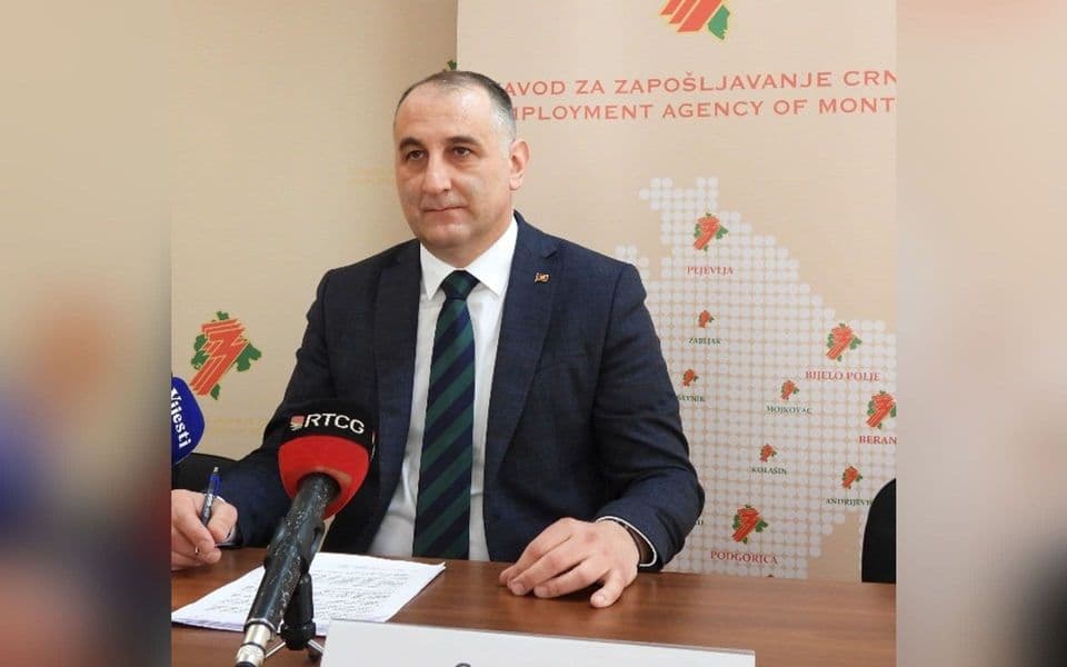 Folić: Sedam zaposlenih ZZZCG traži gotovo 800.000 eura, od čega dvoje po 180.000 eura