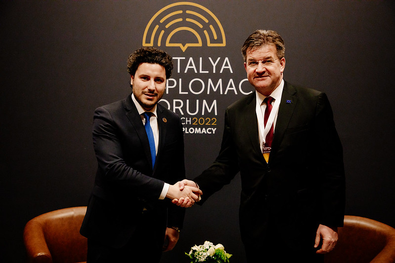 Abazović sa Lajčakom: Evropska vlada će sprovesti reforme, EU pomaže zemlje ZB