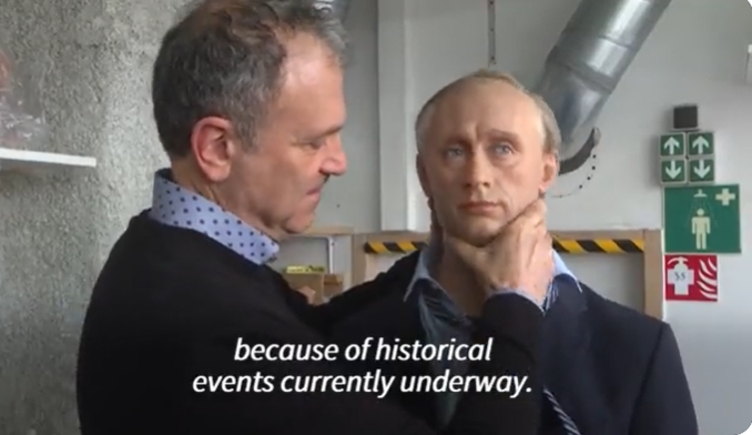 VIDEO: Muzej voštanih figura u Parizu uklonio Putinovu statuu