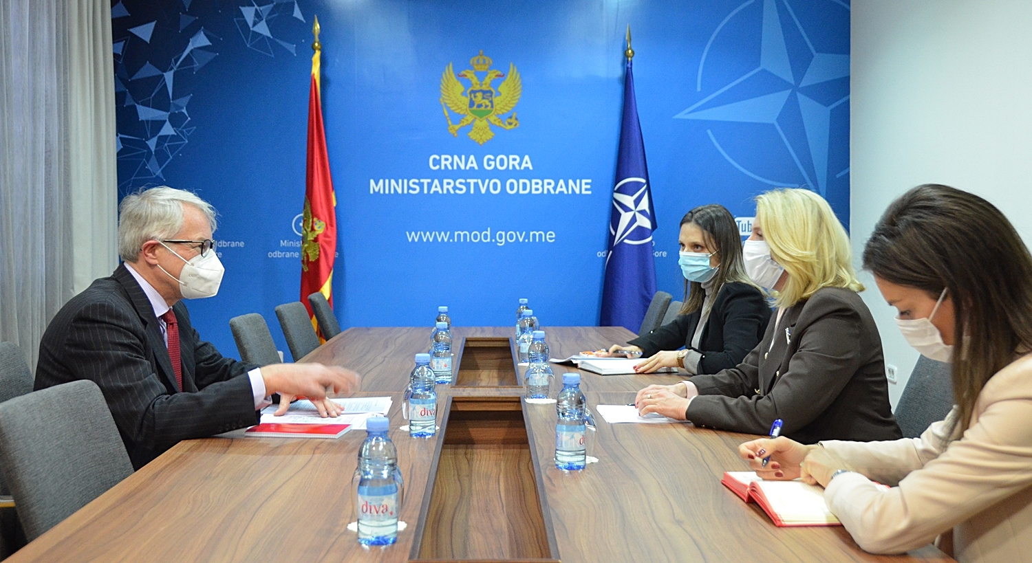 Injac sa ambasadorom Finske: Stvoriti stabilnu platformu za jačanje bilateralnih odnosa u oblasti odbrane