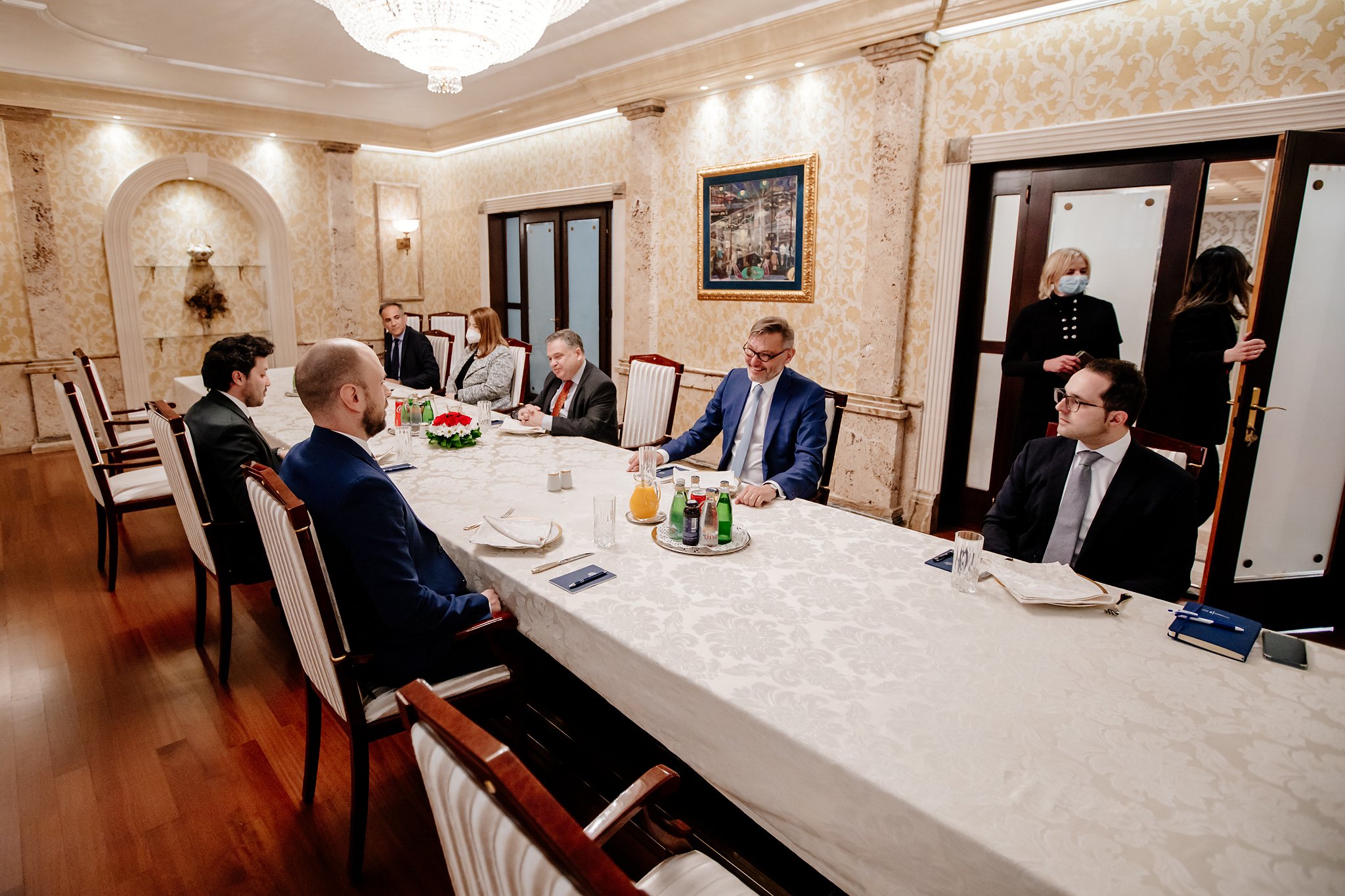 Abazović i Radulović na sastanku sa ambasadorima