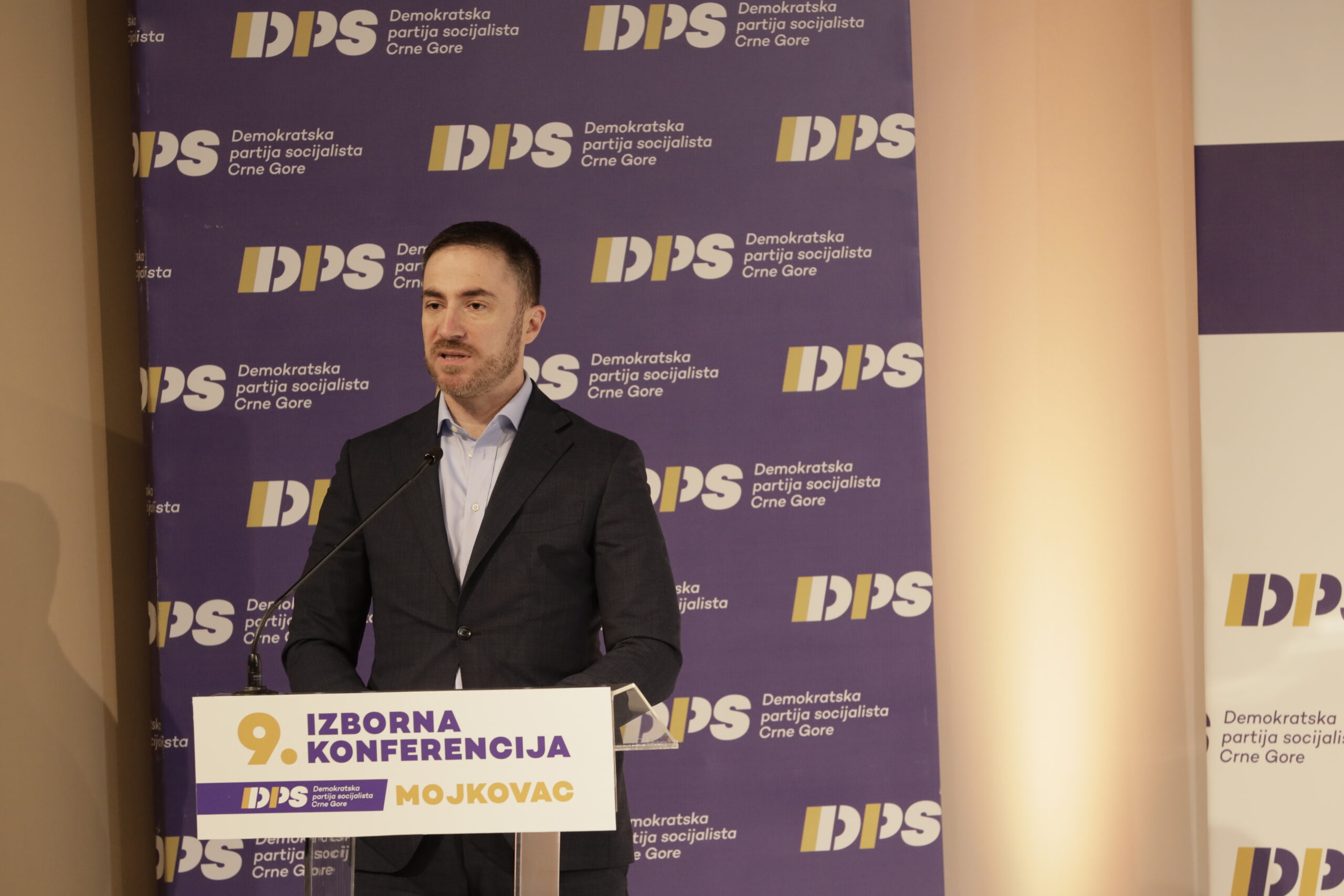 Bogdanović: Odlazeća Vlada radila za tuđe, a protiv državnih i nacionalnih interesa Crne Gore