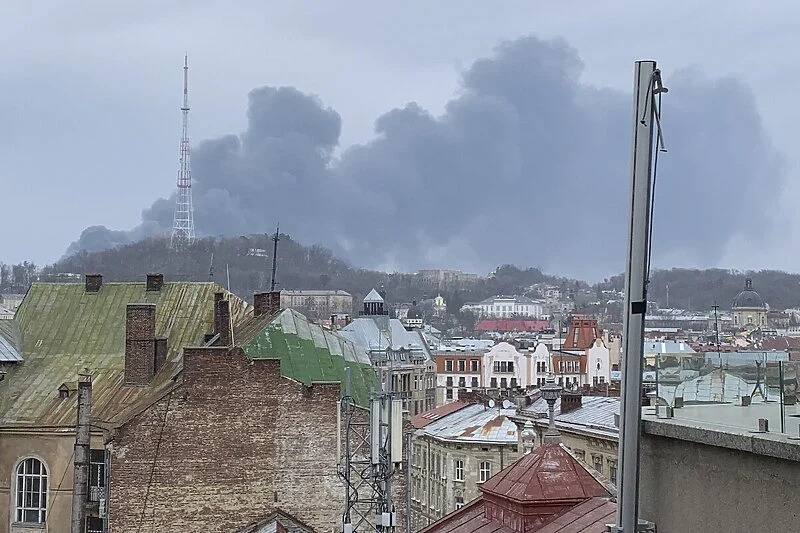 Rusi bombardovali Lavov, istorijski grad koji se nalazi 60 kilometara od Poljske