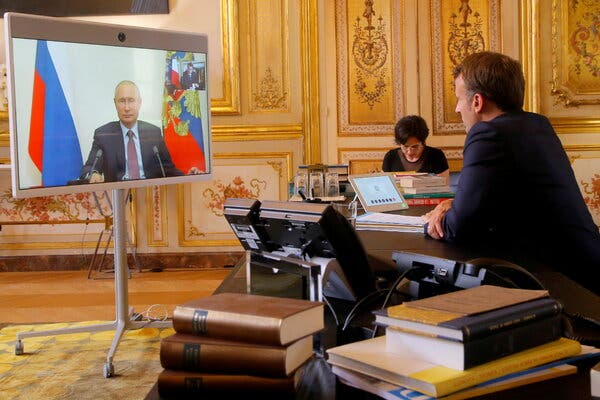 Makron nakon razgovora sa Putinom: Najgore tek dolazi