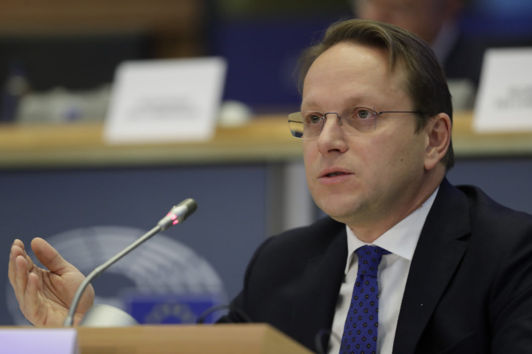 Varhelji: Zapadni Balkan napreduje na putu proširenja Unije