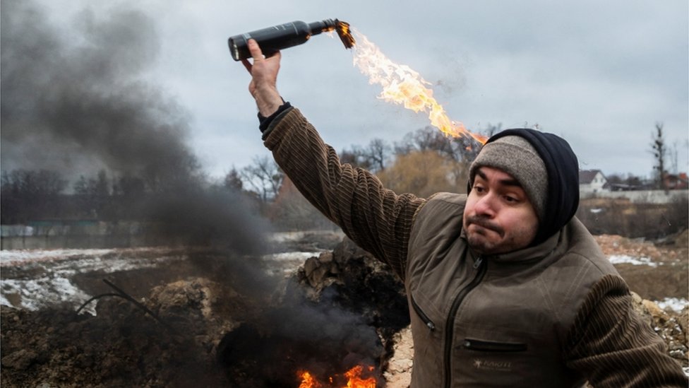 Ko je bio Molotov i zašto su bombe nazvane po njemu