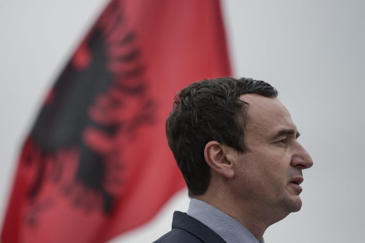 Kurti: Naoružavanje Srbije nije bezbjedno po Kosovo