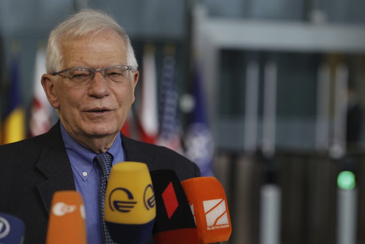 Borel: Ukrajini treba isporučiti još oružja, što više izolovati Rusiju