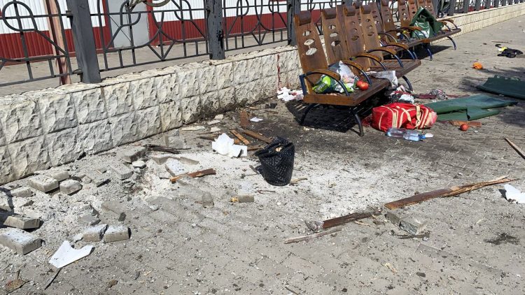 Ukrajina: Napad na željezničku stanicu u Kramatorsku, 39 mrtvih