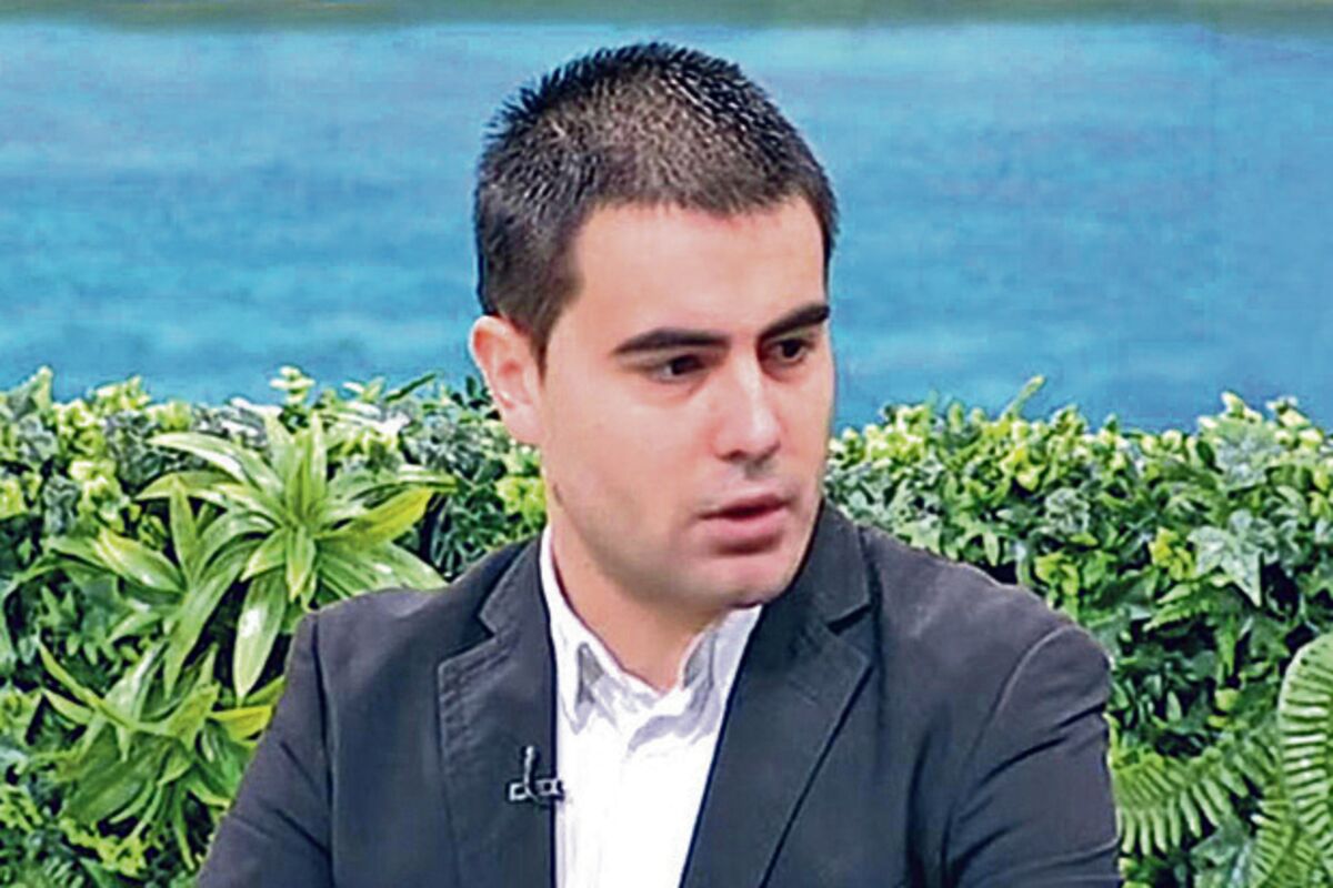 RADULOVIĆ: Stavljanje Donjecka i Luganska pod kontrolu označiće kraj rata