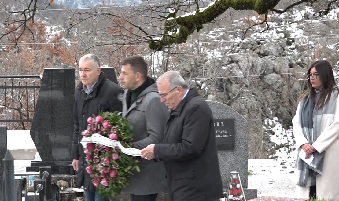 Položen vijenac na spomen obilježje Žarka Marinovića