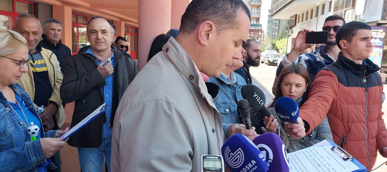 Bivši zaposleni MA ne odustaju od protesta: Crna Gora nije prćija Dritana Abazovića