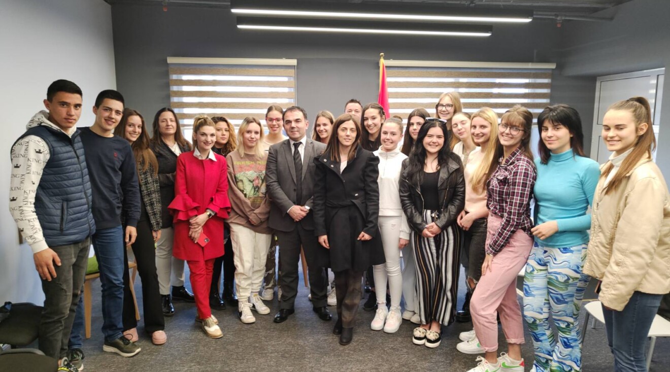 Đurašković i saradnici razgovarali sa mladima Prijestonice