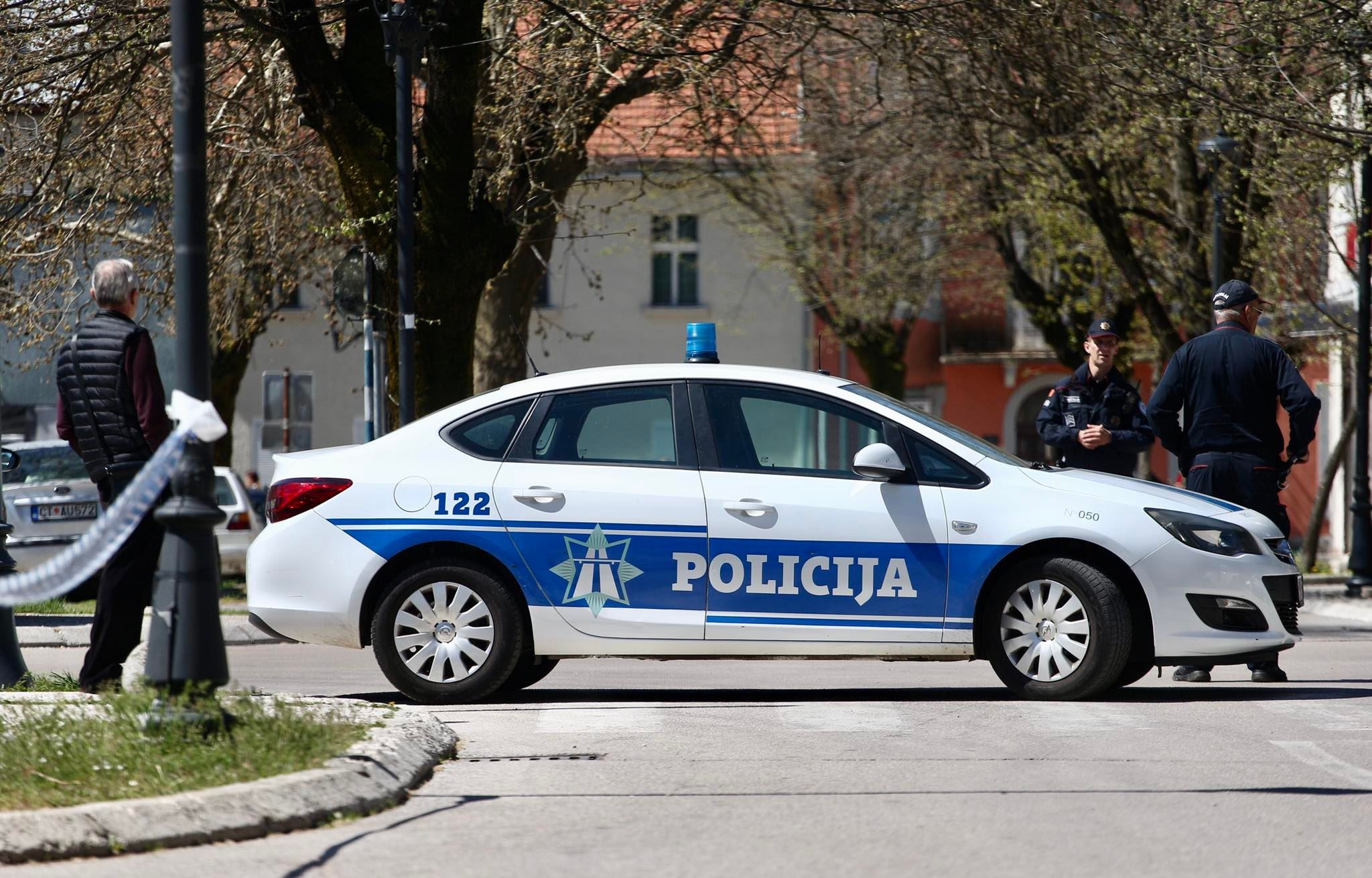Podgorica: Dvije osobe uhapšene zbog zloupotrebe droga, pronađeno manje pvc pakovanje sa sadržajem kokaina