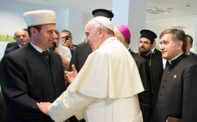 Glavni muftija Albanije tražio od Pape podršku za nezavisnost Kosova