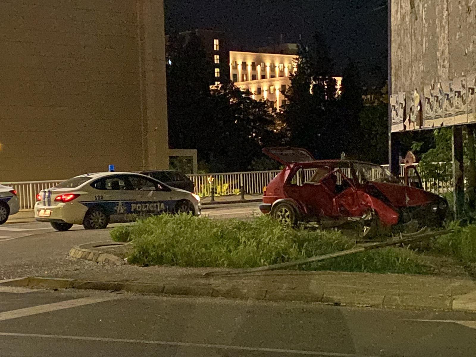 Podgorica: Saobraćajna nezgoda u ulici Bratstva i jedinstva, povrijeđene dvije osobe