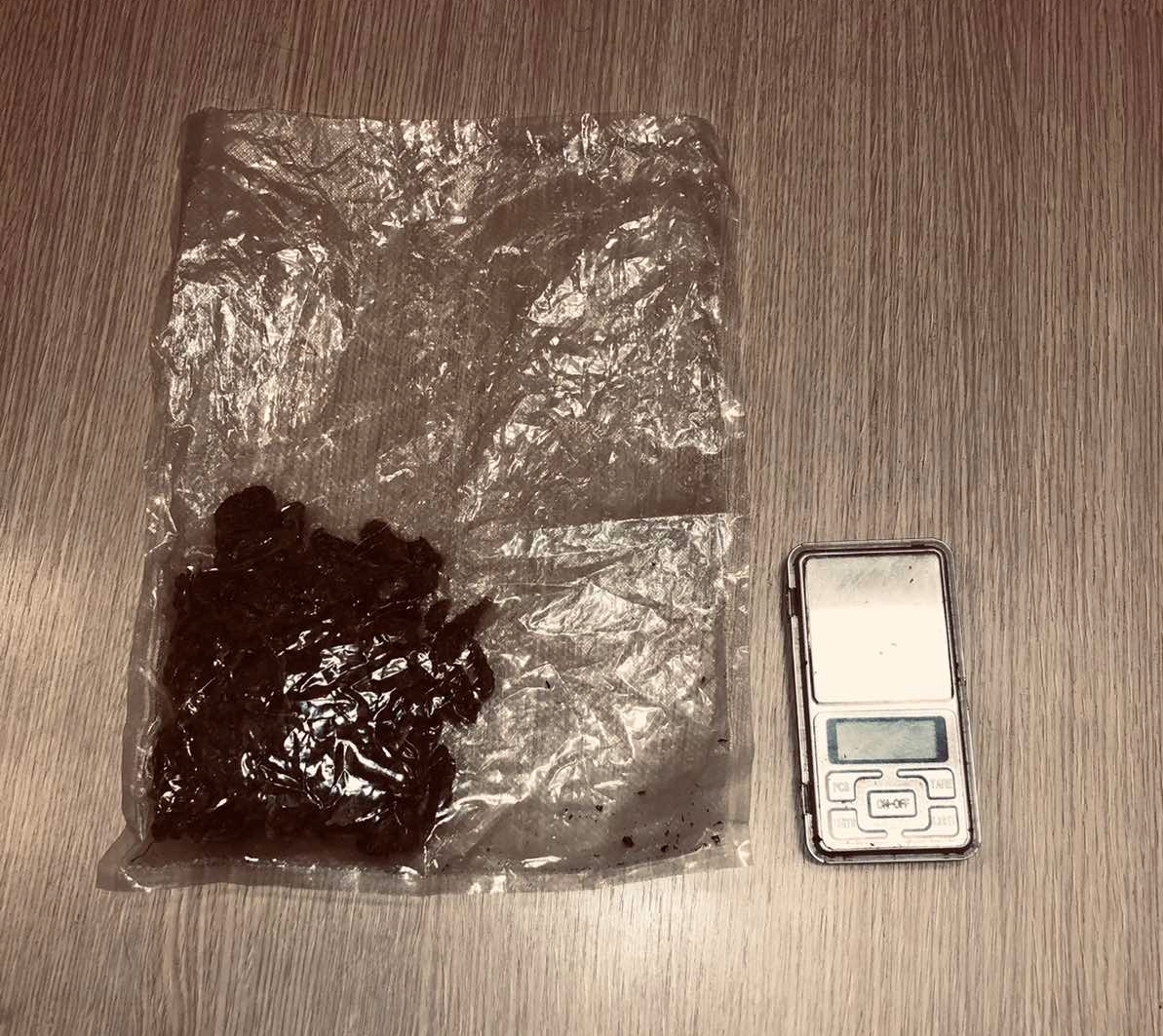 Podgorica: Zbog zloupotrebe droga uhapšena dva osamnaestogodišnjaka