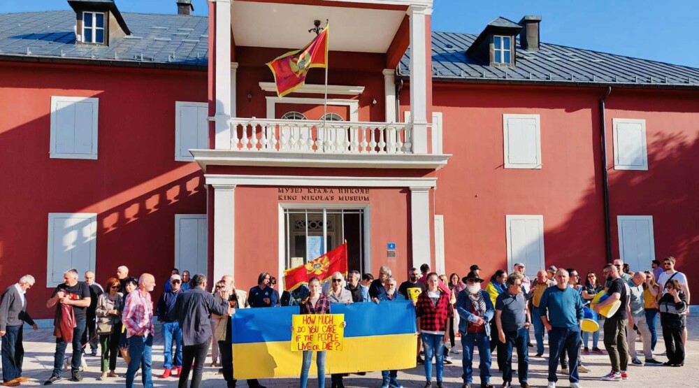 Cetinje poručilo: Koliko marite za živote Ukrajinaca?