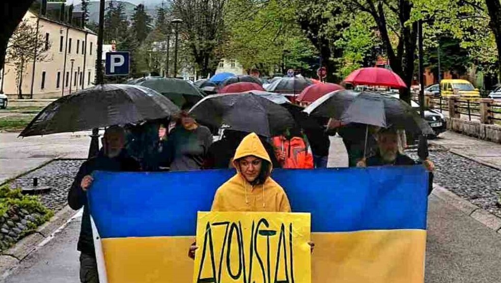 Cetinje po kiši za Ukrajinke i Ukrajince u Azovstalu
