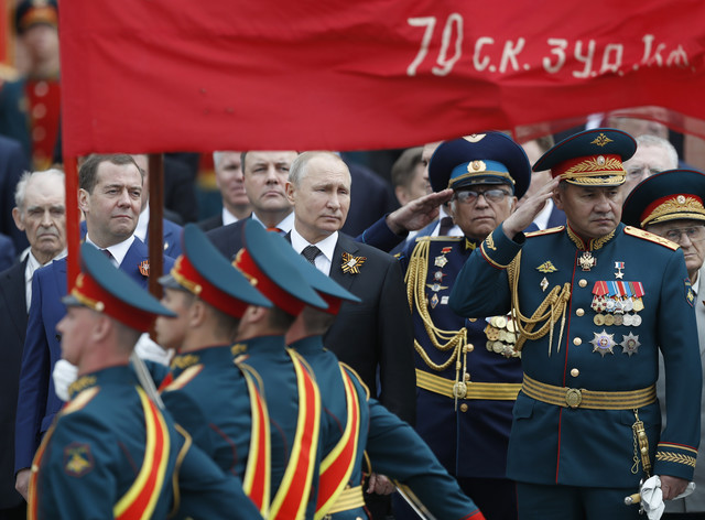 VIDEO: Rusija održala generalnu probu parade povodom Dana pobjede, HILJADE VOJNIKA UMARŠIRALO U MOSKVU!