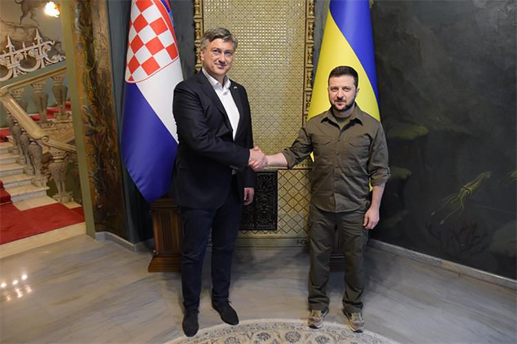 Zelenski Plenkoviću: Hrvatska zna šta je borba za slobodu, pričamo isti jezik