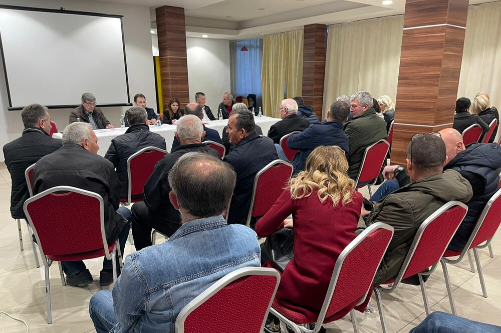 Milačić: Izdajnička manjinska vlada neće donijeti ništa dobro, osuđena je na propast