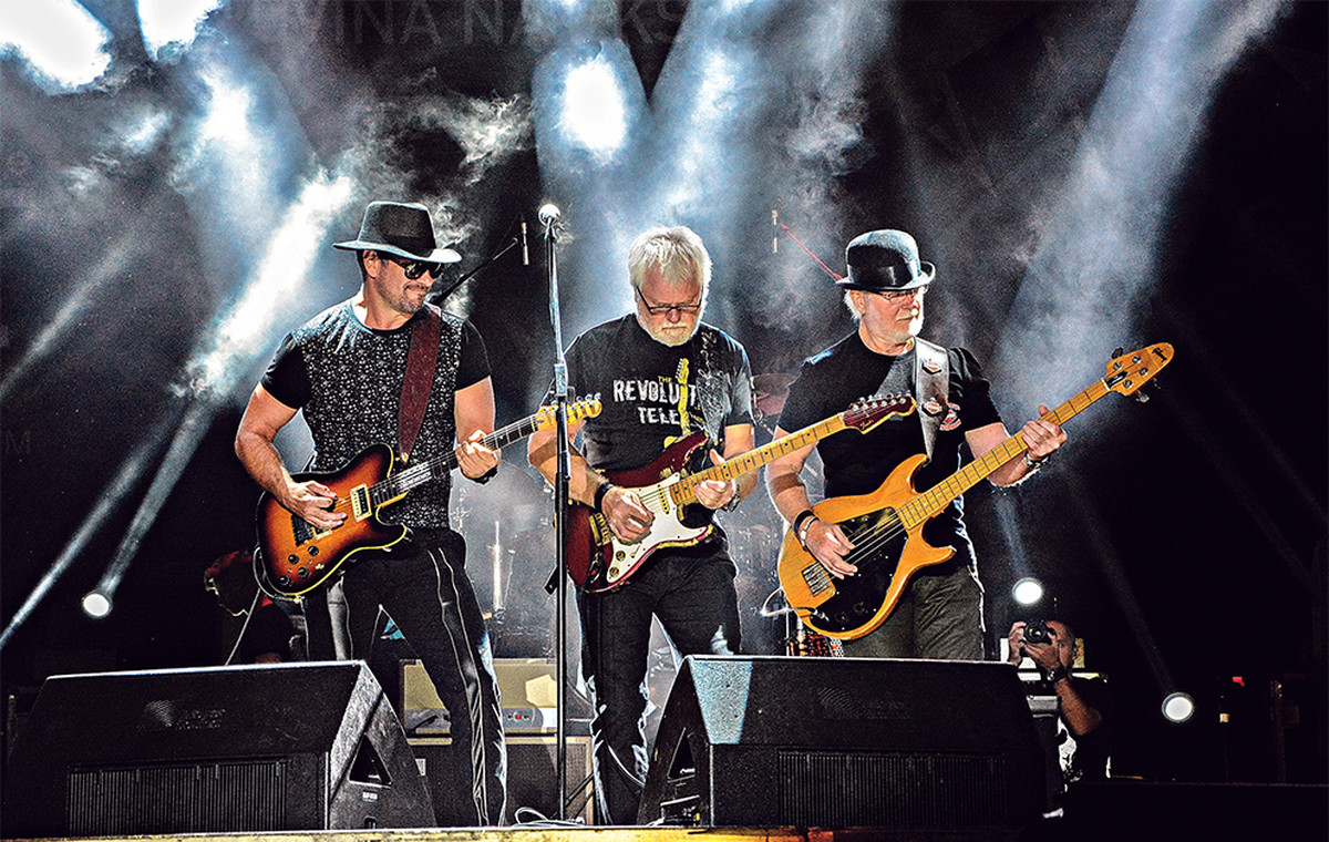 NIKŠIĆ DOBIJA FORT BLUES-ROCK FEST, Nikolić za Standard: Yu grupa, Vlatko Stefanovski i Barbara Blue za muzički spektakl na Tvrđavi