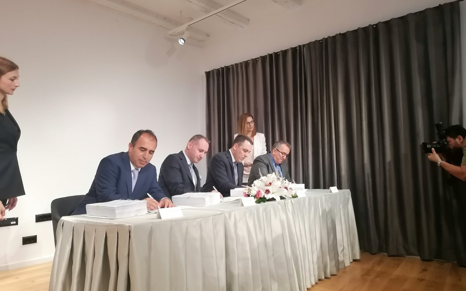 Potpisan ugovor o izgradnji postrojenja za prečišćavanje otpadnih voda; Vuković: Veliki dan za budućnost Podgorice i države
