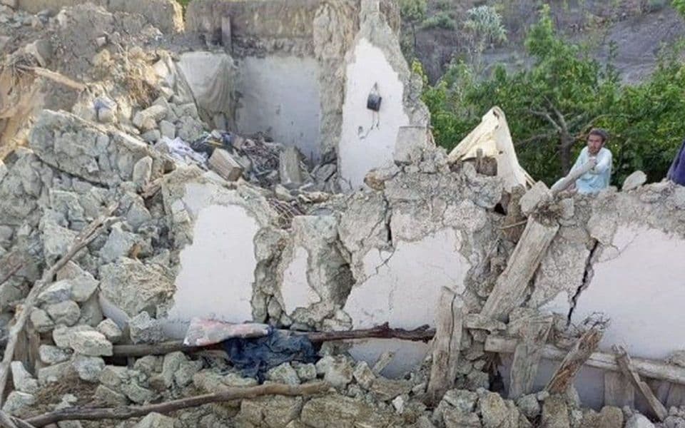 Razoran zemljotres pogodio Avganistan: Poginulo najmanje 250 ljudi
