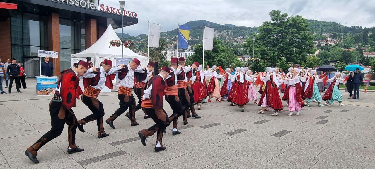 Turisti iz BiH će i ovog ljeta uživati u ljepotama Crne Gore