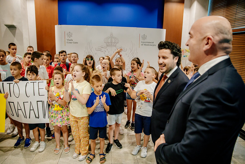 Predsjednik i članovi Vlade razgovarali sa učenicima OŠ “Vladimir Nazor”