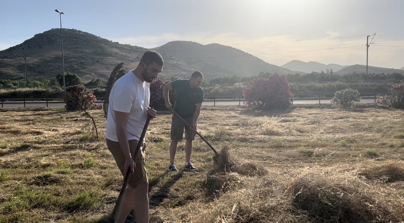 DPS Zeta: Akcija čišćenja park-šume Beglaci odraz istine da mladi i stariji članovi naše partije brinu o Zeti