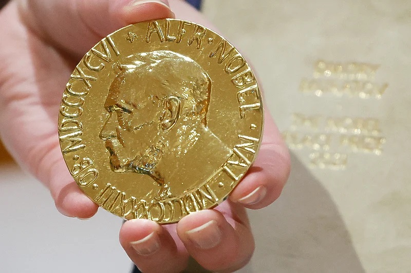 Ruski novinar prodao Nobelovu medalju za 103,5 miliona dolara, novac ide djeci Ukrajine