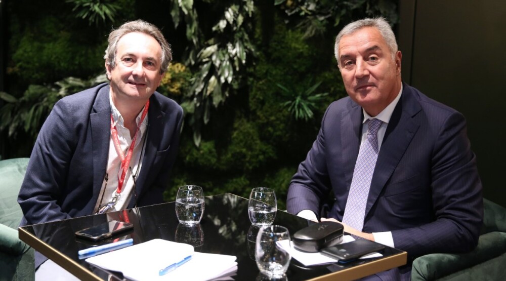 Đukanović stigao u Slovačku, dao intervju za Ekonomist