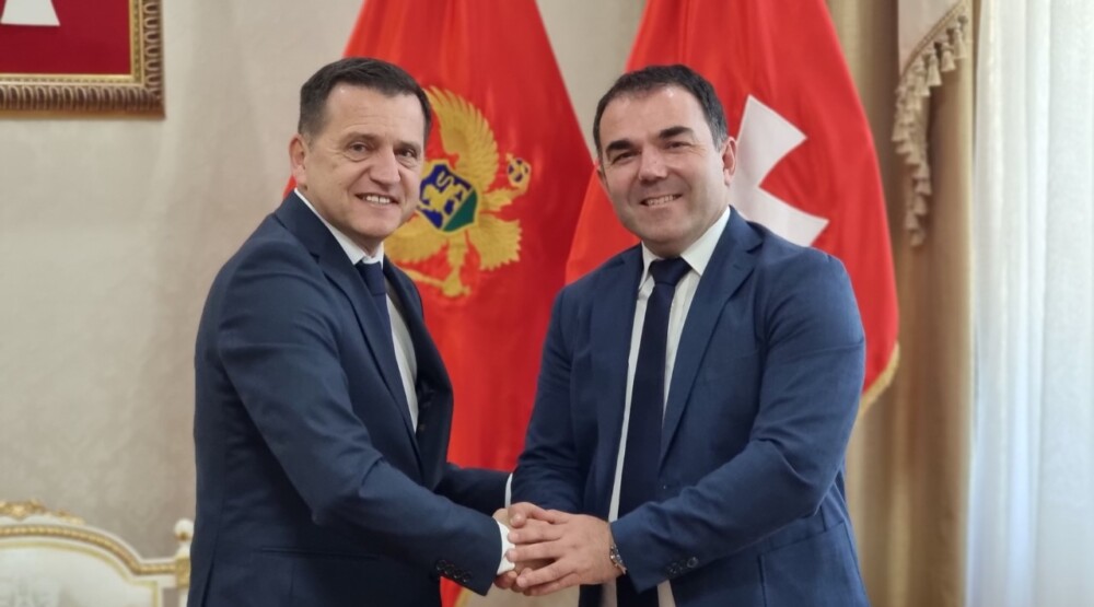 Đurašković sa Vojinovićem: Dogovoreni konkretni koraci o izgradnji sale za OŠ Lovćenski odredi