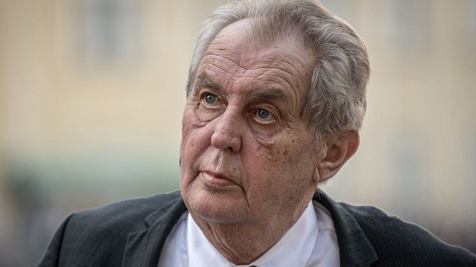Češki predsjednik obećao veto na zakon o istopolnim brakovima