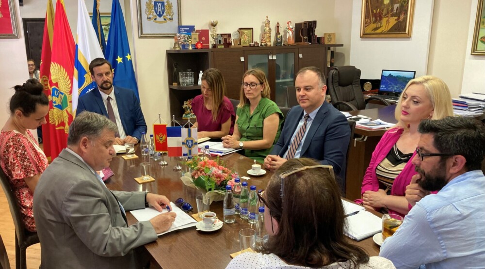 Kulturna saradnja temelj partnerstva Herceg Novog i Ambasade Francuske