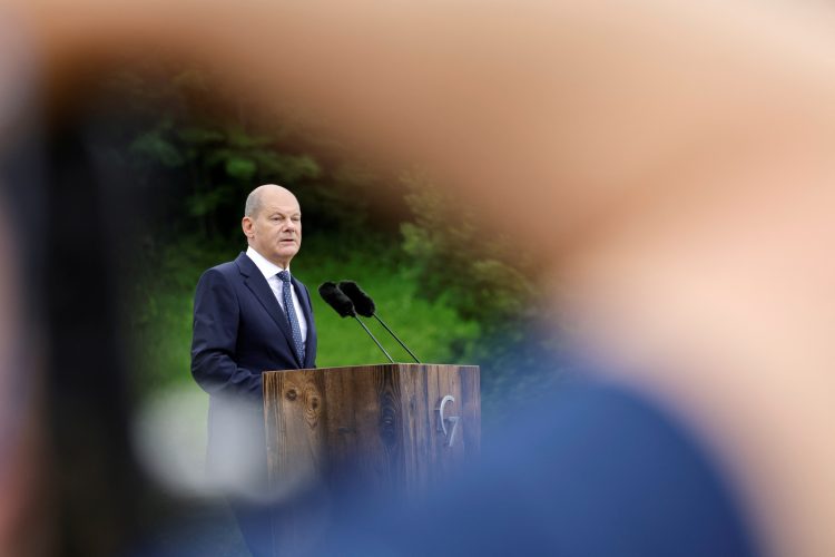 Šolc: Njemačka pokreće proces ratifikacije članstva Švedske i Finske u NATO