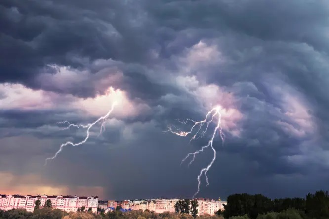 U nevremenu u Francuskoj jedna osoba stradala, 15 povrijeđeno