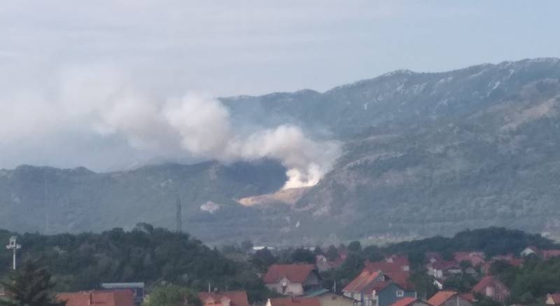 Gori deponija Mislov do