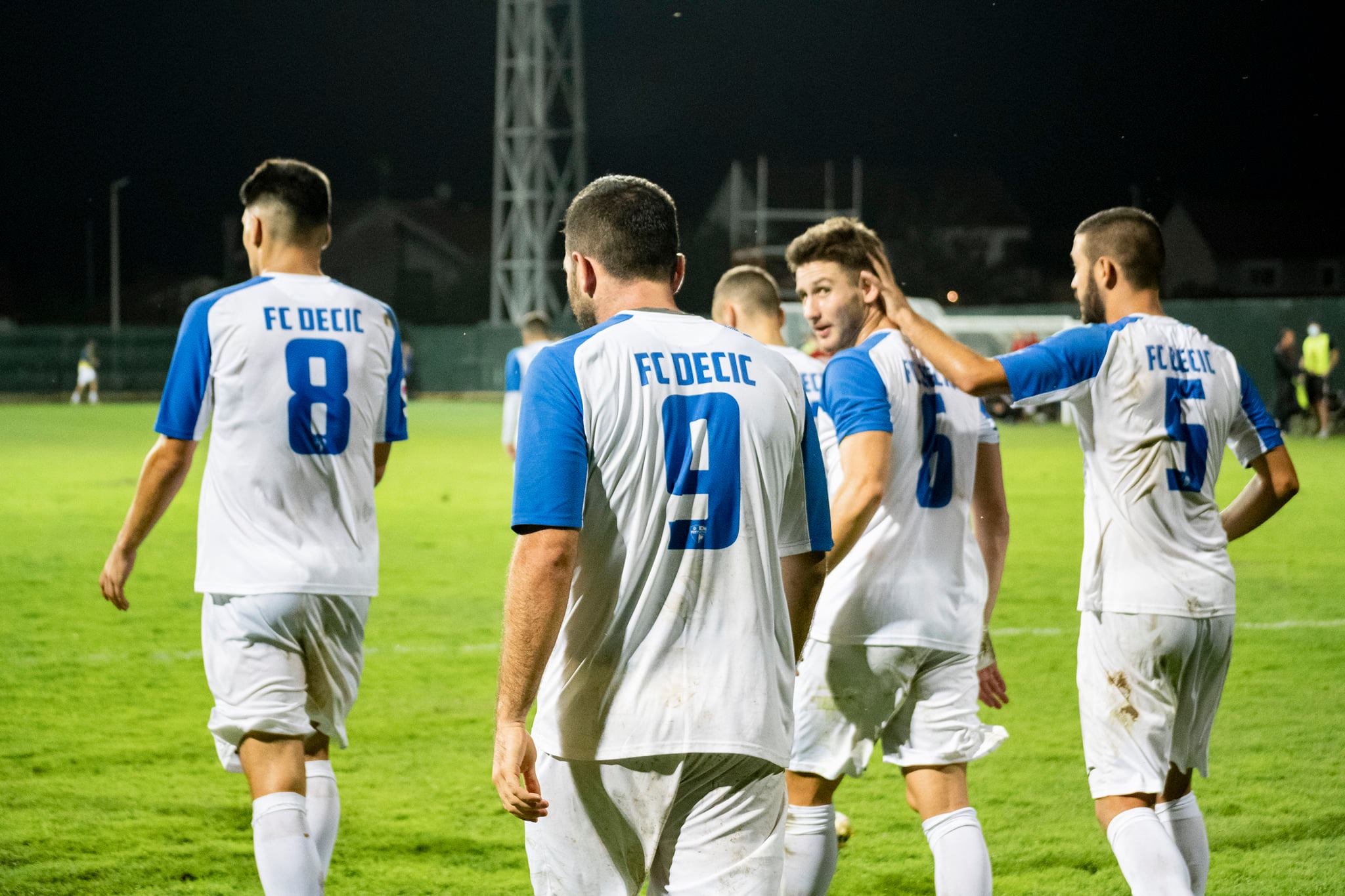 Dečić napada Dinamo: Realna šansa za prolaz