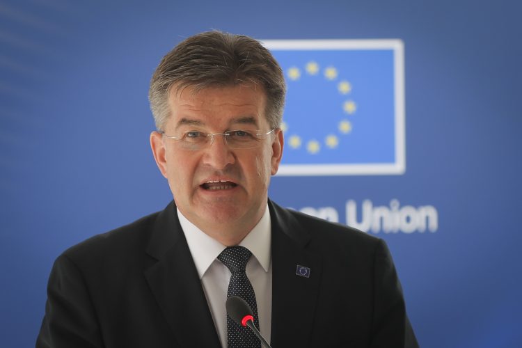 Lajčaku produžen mandat specijalnog izaslanika za dijalog Beograda i Prištine