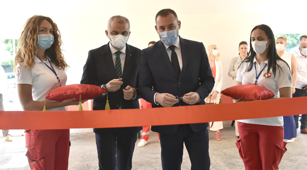 Otvoren rekonstruisani centralni objekat Zavoda za hitnu medicinsku pomoć u Podgorici