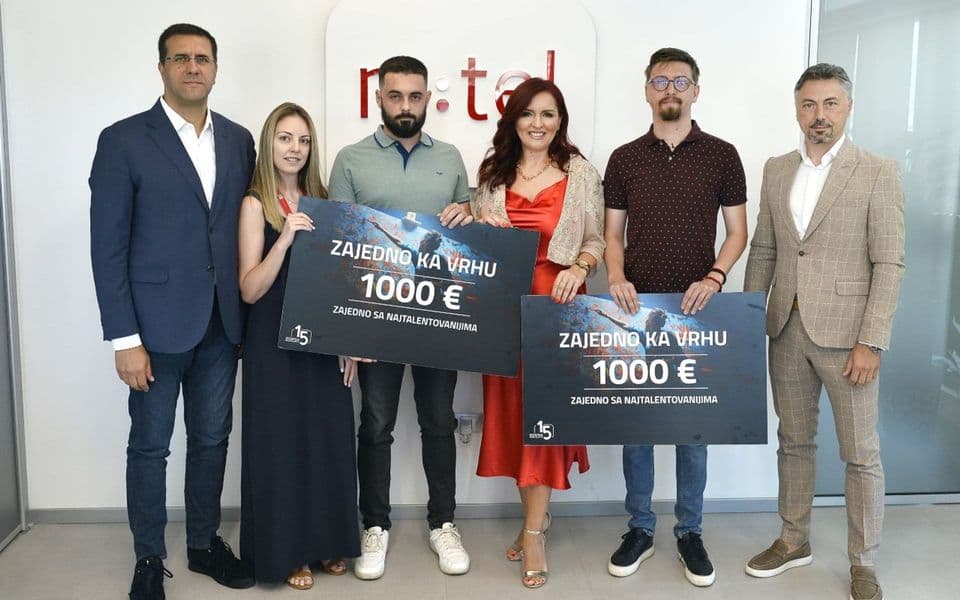 M:tel: Nagrade od po 1.000 eura za dobitnike Igora Savića i Stevana Žugića