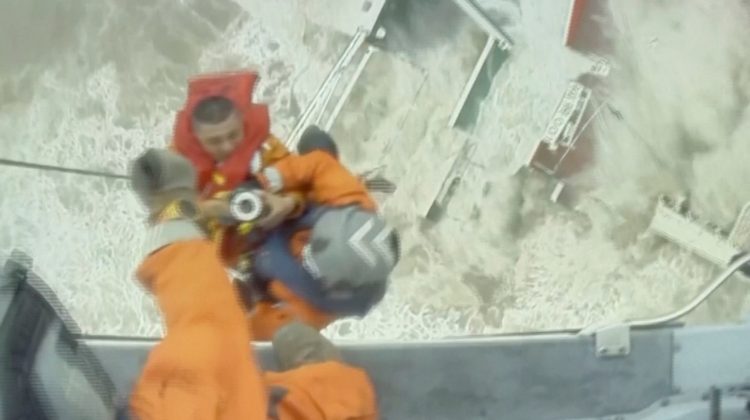Potonuo brod u vodama kod Hongkonga, 27 nestalih