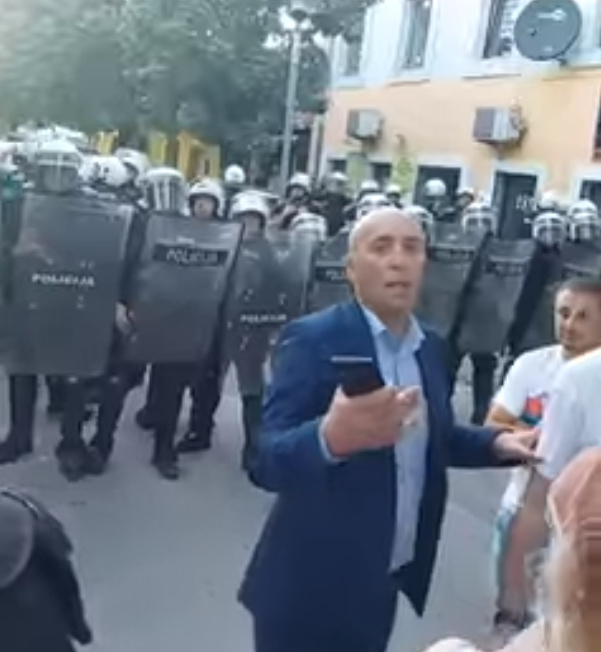 Načelnik CB Nikšić juče na ulici sa provokatorima