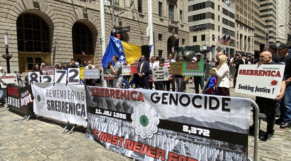 Komemoracija u Njujorku: Genocid nad Bošnjacima u Srebrenici nikada neće biti zaboravljen