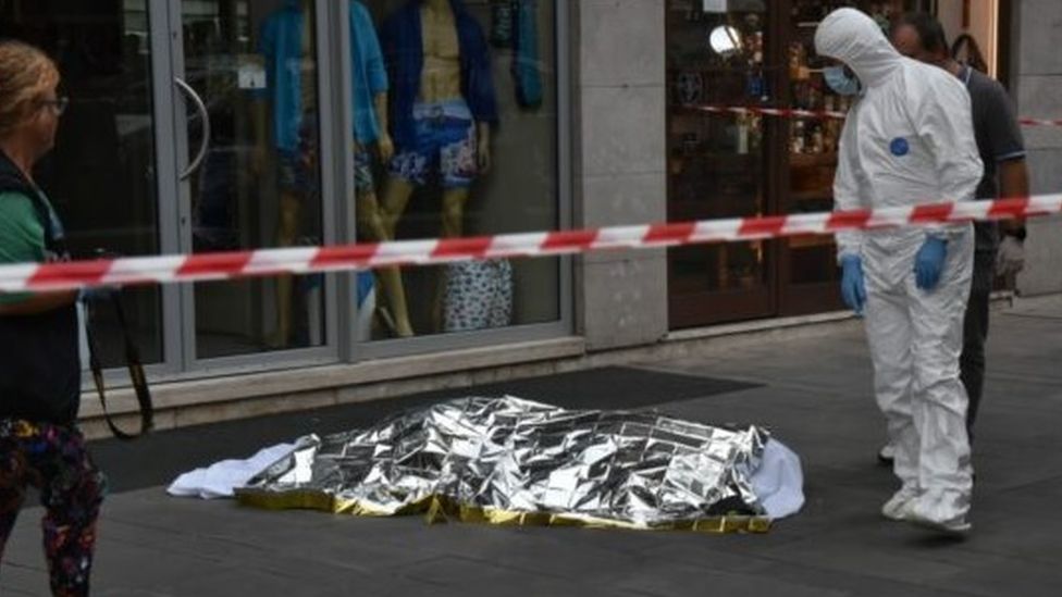 Migrant u Italiji ubijen u centru grada usred dana: Prolaznici samo snimali