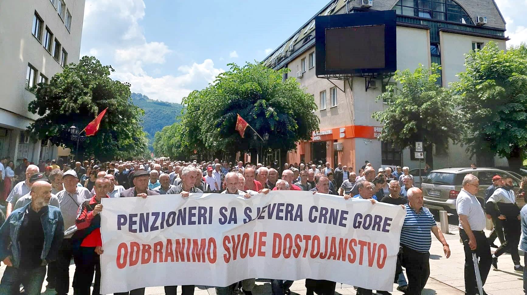 Penzioneri sa sjevera: Pozivamo sve da nam se pridruže jer ovo nije borba samo za penzionere, ovo je borba za Crnu Goru i sve njene građane